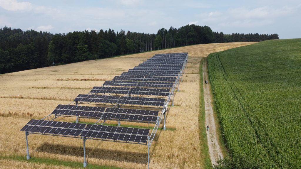 Agro-Photovoltaik: Die innovative Doppelnutzung von Ackerland